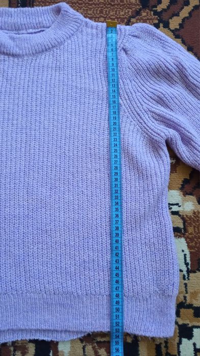 Теплий светр (на нитки для в'язання)