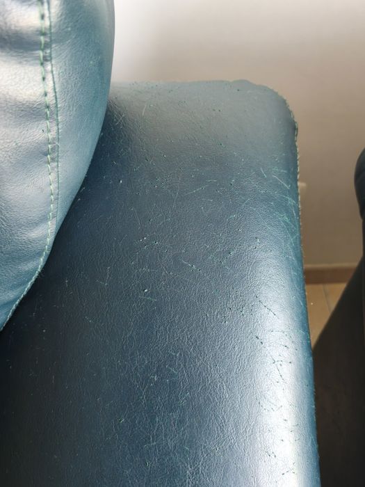 Sofas Pele azul (3) (com defeitos)
