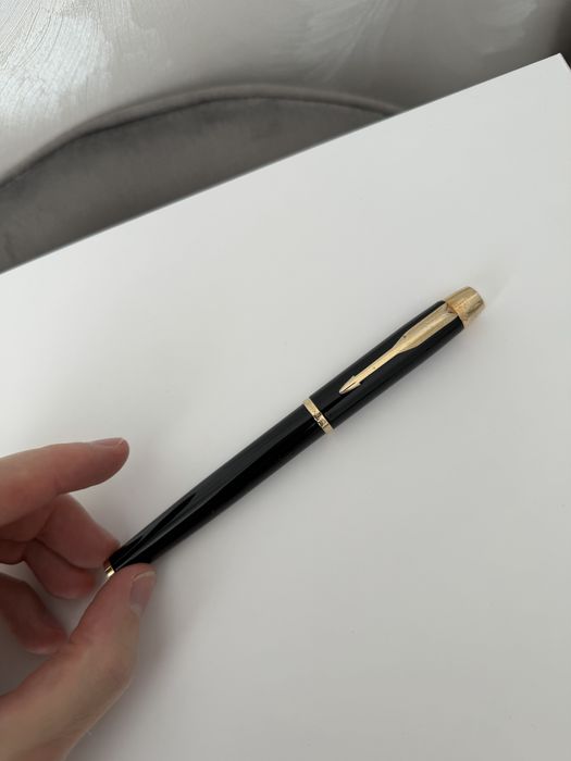 Ручка Parker пірʼя