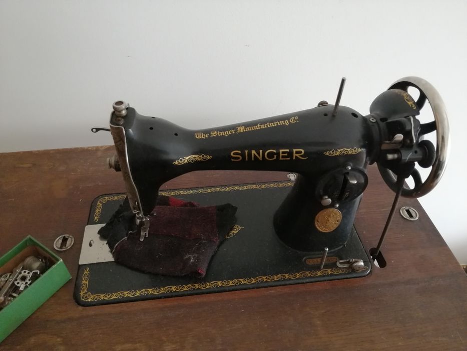 Máquina costura Singer
