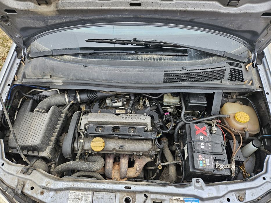 Продам Opel Zafira 1.8 2003