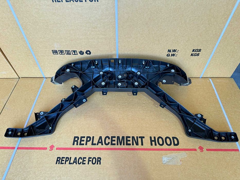 Tesla Model Y передняя панель телевизор