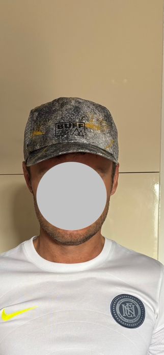 Czapka z daszkiem Buff