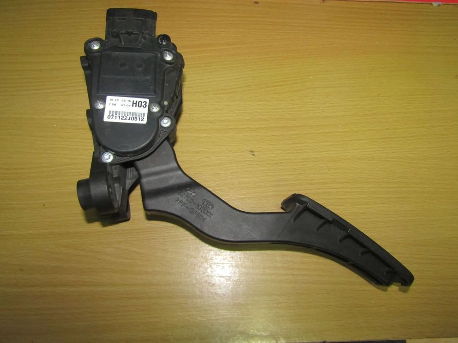 Pedal acelerador KIA CEED 1.6 CRDI ano 2008