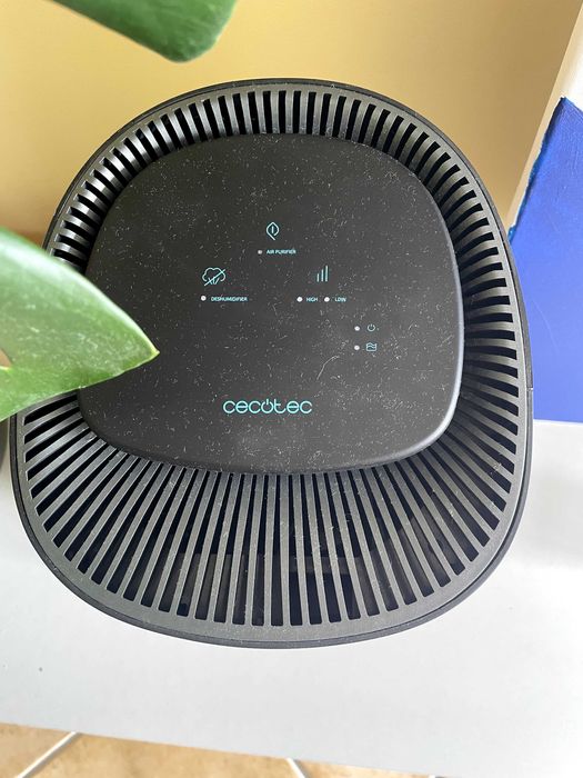 Desumidificador Cecotec BigDry 2500 PureLight (novo, c/ caixa)