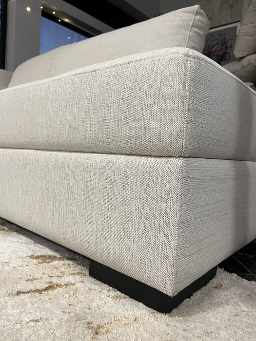 Sofá de canto (artigo de exposição)