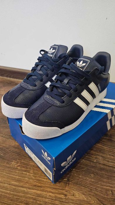 Sneakersy  Adidas Samoa rozmiar 40 2/3 41 skórzane skóra prawie NOWE