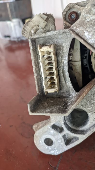 Продам мотор від пральної машини Whirlpool