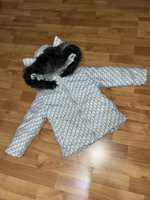 Куртка для дівчинки (зимова)