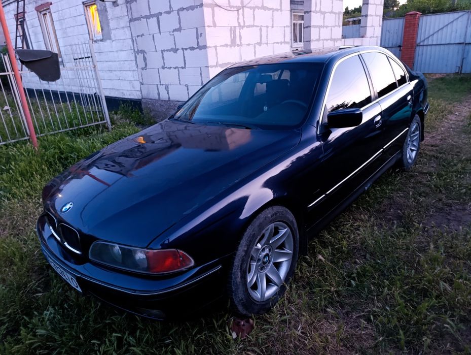 Продам BMW 520i в нормальном состоянии