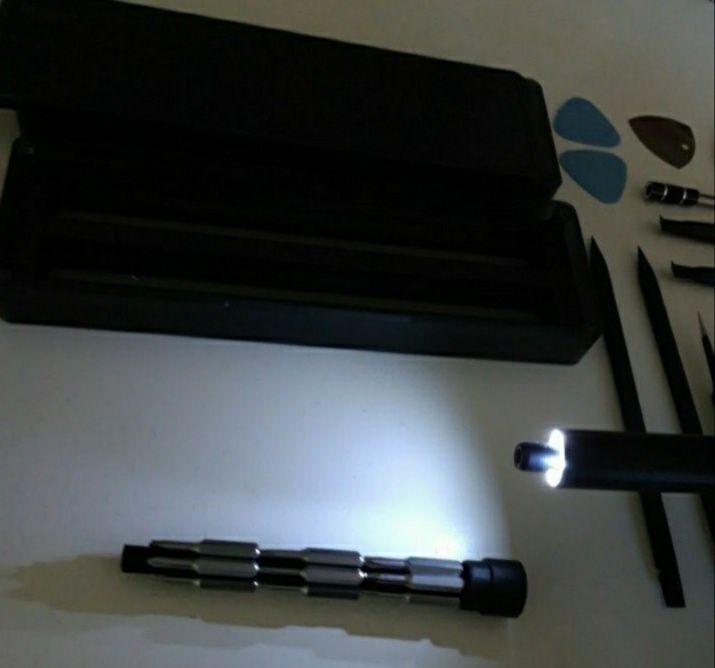 Wkrętak precyzyjny akumulatorowy mała wkrętarka śrubokręt bity penseta