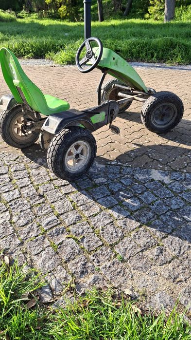 Kart pedais para crianças