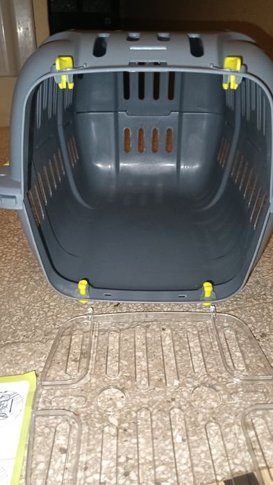 Transportadora gato ou cão nova