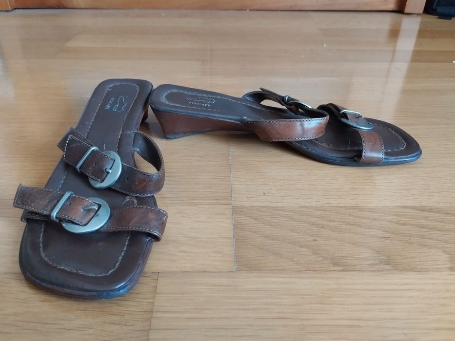 Chinelas castanhas 37