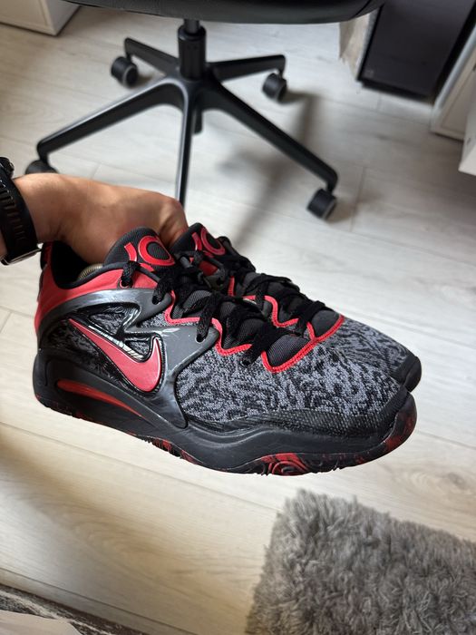 Buty sportowe do koszykówki Nike KD15 Bred