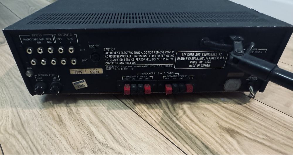 Amplituner Harman kardon 330c