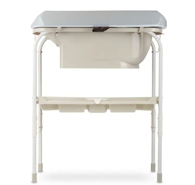 Banheira com colchão muda-fraldas