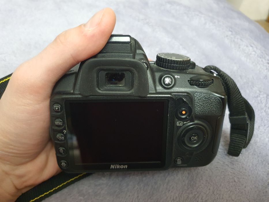 Камера Nikon D3100