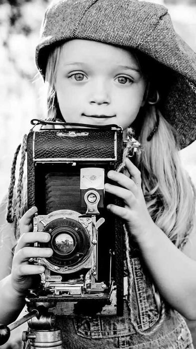 Прийму в дар нові гаджети: фотоапарати, смартфони, дрони для дітей