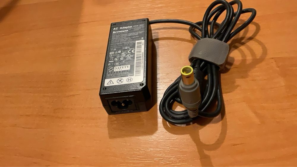 Зарядний пристрій 15v, 18v, 19v, 19.5v