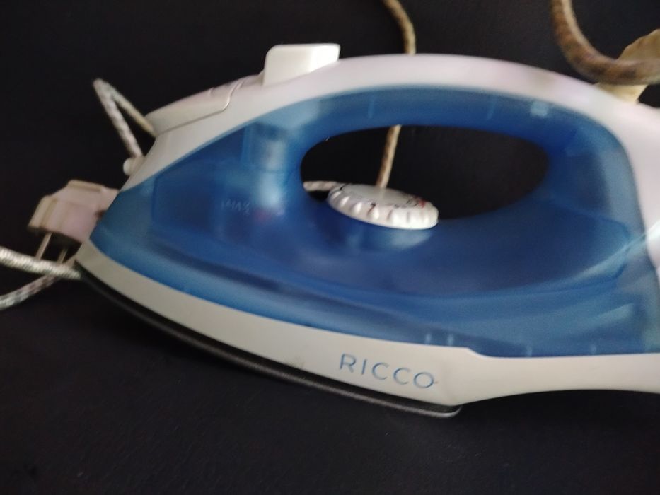 22 zł żelazko elektryczne