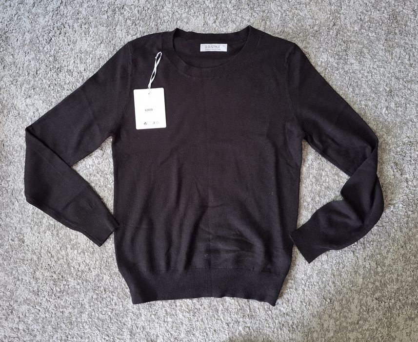 Sweter czarny nowy