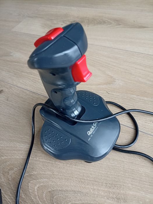 Joystick QuickShot Python mikrostyk