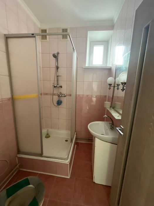 Продається двохкімнатна квартира в центі міста Снятин