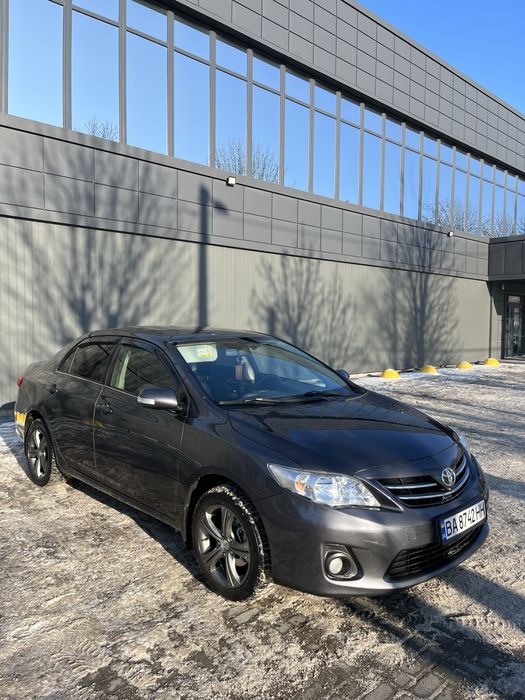 Продам Toyota corolla 2012