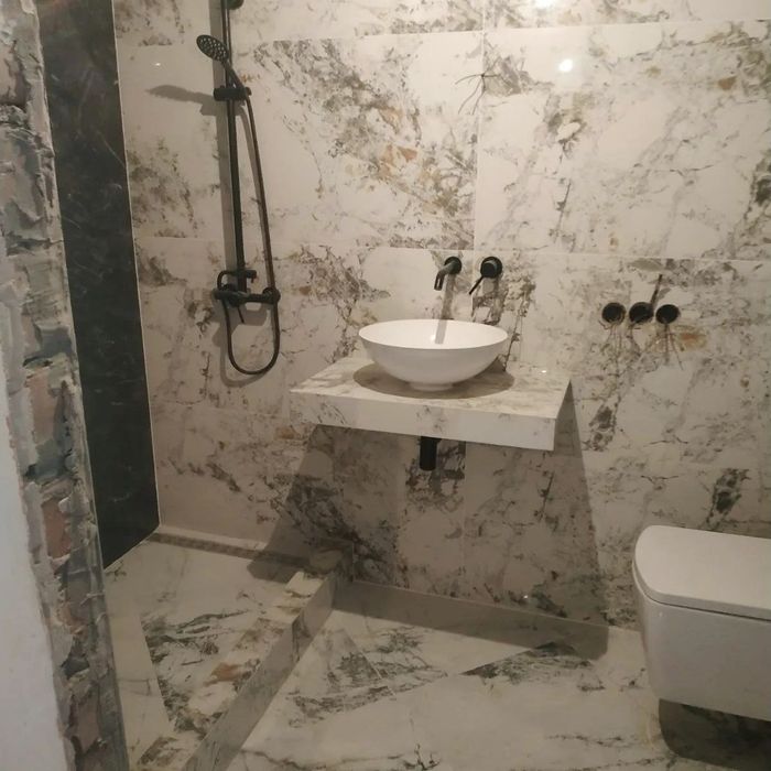 Ремонт квартир будинків електрика сантехніка опалення демонтаж гіпс