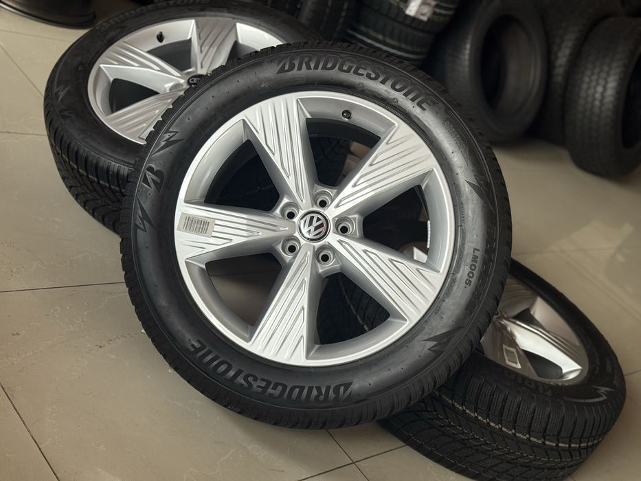 Диски оригінал Audi Q4 e-tron R19 VW ID4 Unix ID6 Skoda Eniaq з шинами ...