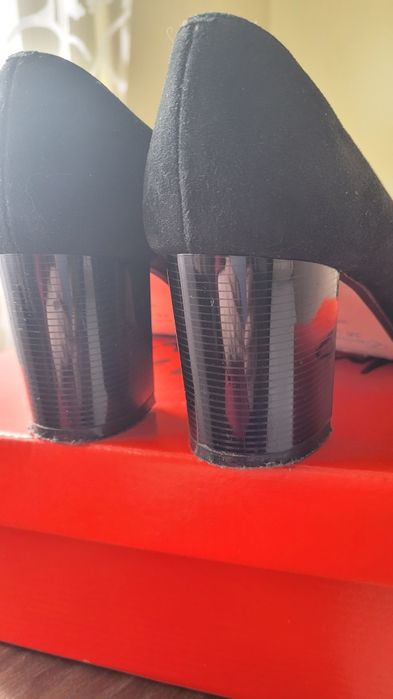 Туфлі жіночі  розмір 38