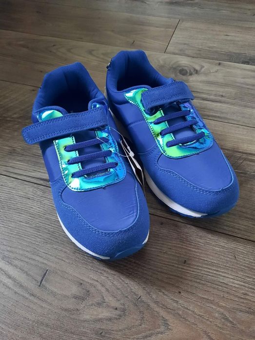 Nowe buty  Reserved rozmiaru 38