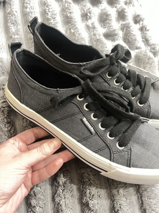 Кеди 40 розмір Bench