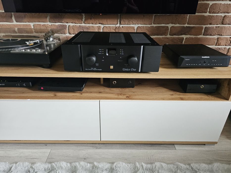Wzmacniacz stereo Unison unico due