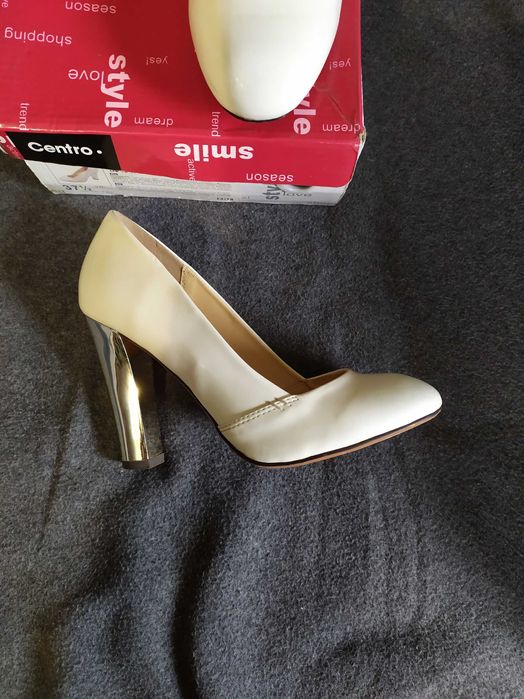 Продам туфлі р.37,5