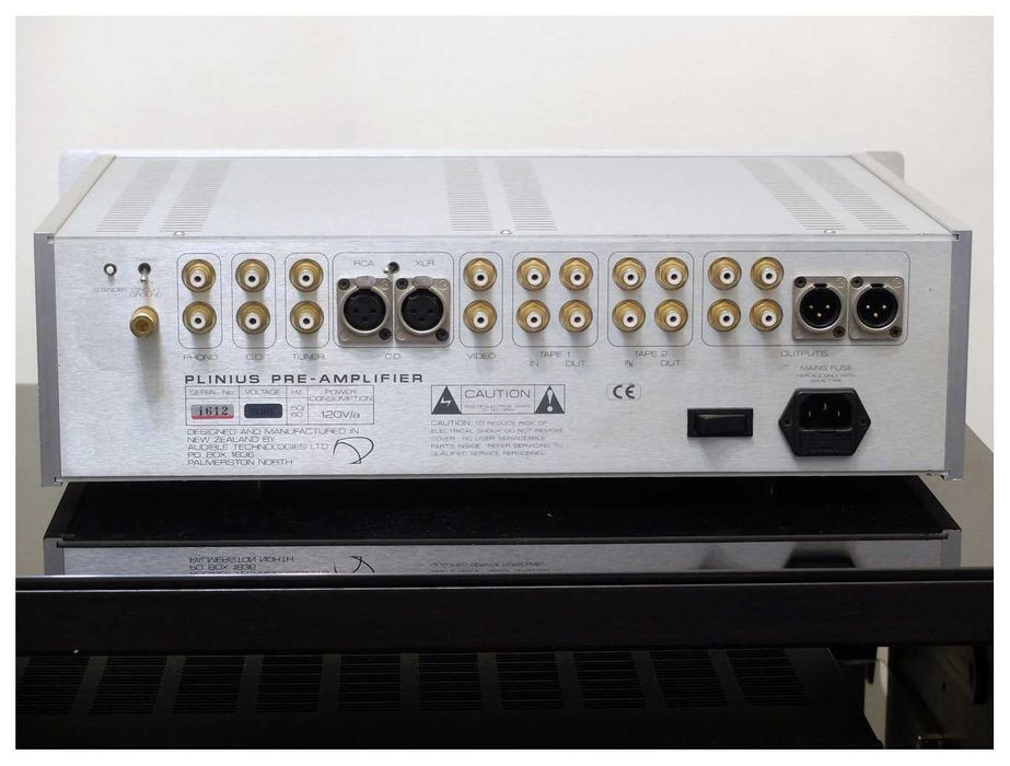 Preamplificador Plinius  16 sem Phono