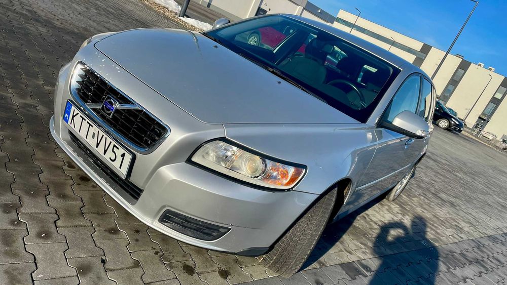 Volvo V50 1.6 Diesel po serwisie bardzo ładny stan