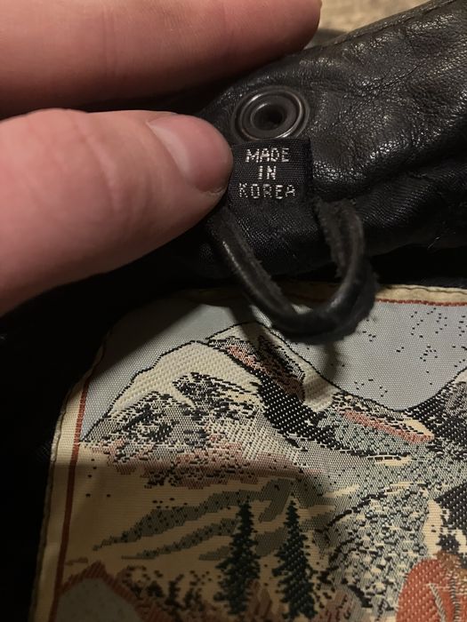 Koreanski orginalny skórzany plaszcz. M Julian adeventures