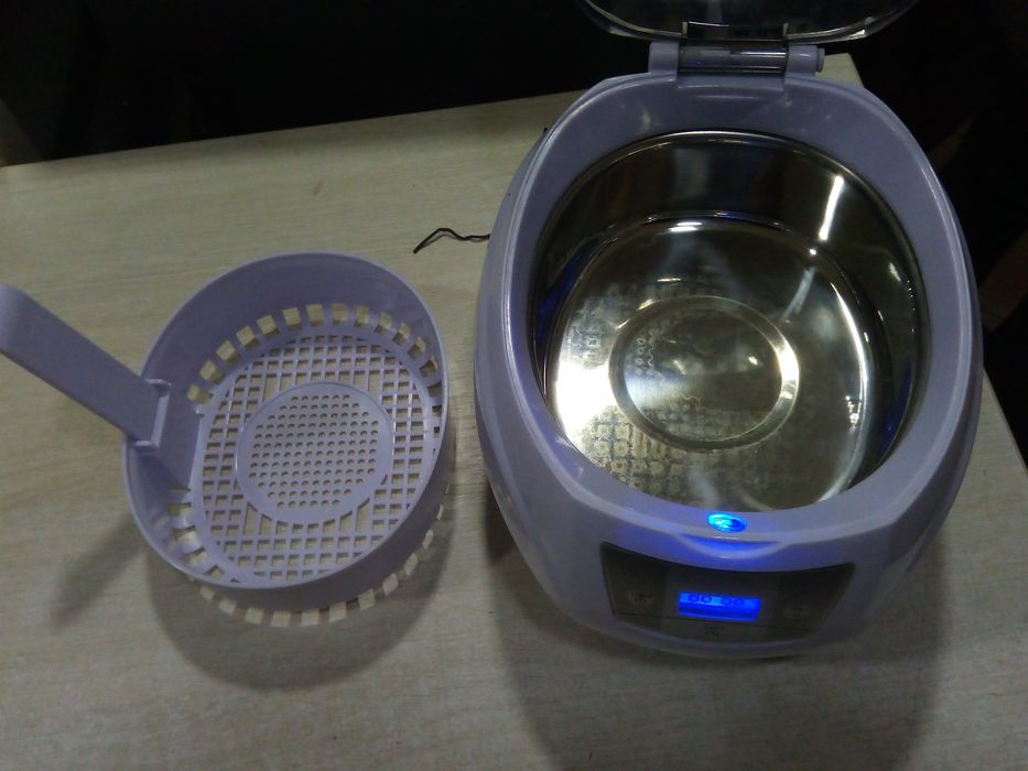 Ультразвукова ванна- очисник