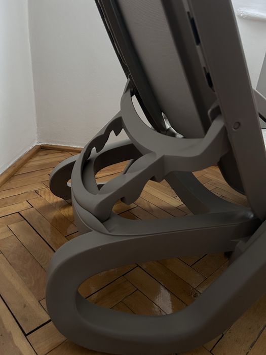 Leżak Nardi Alfa Tortora, łozko basenowe