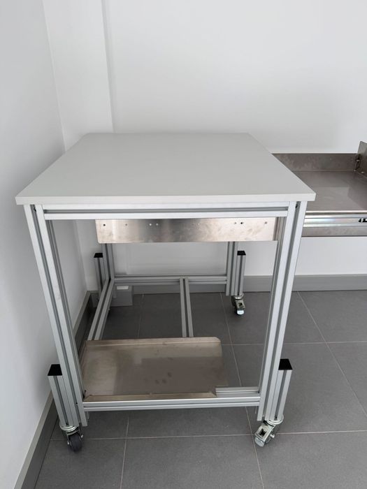 Bancada Técnica Industrial em Perfil Bosch com Gaveta Inox