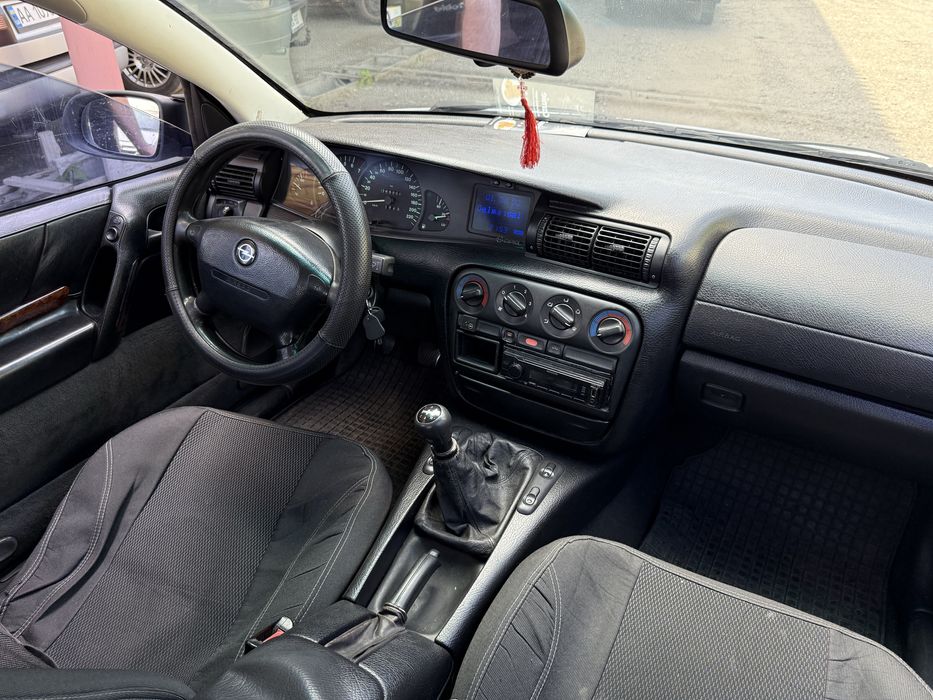 Opel Omega B 2.0 ГАЗ Бензин Гідропідсилювач Опель