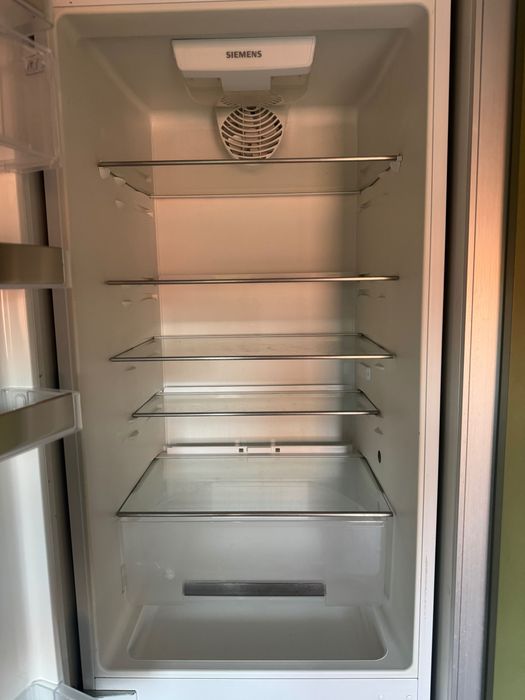 Frigorífico de encastrar Siemens