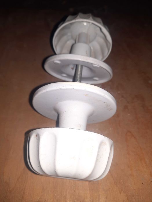 Дверні ручки внутрішні