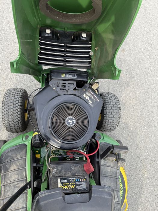 John Deere LT 166