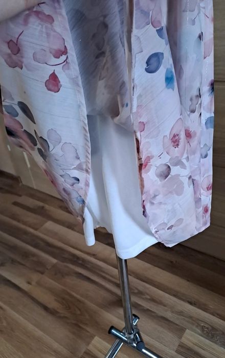 Sukienka mini w kwiaty rozmiar XL