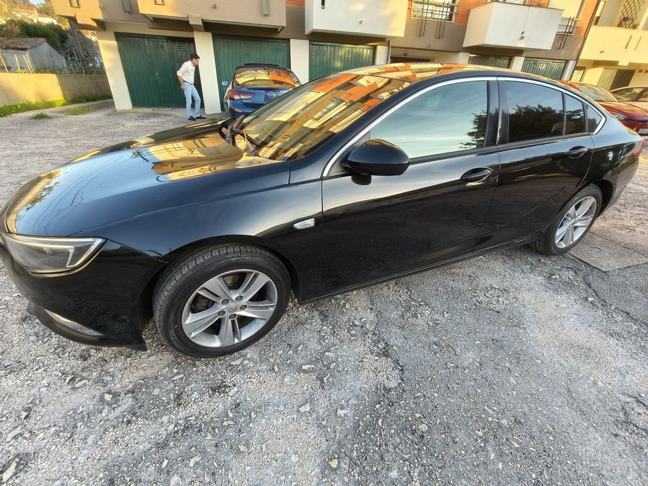 Opel Insignia 1.6 110cv Preto