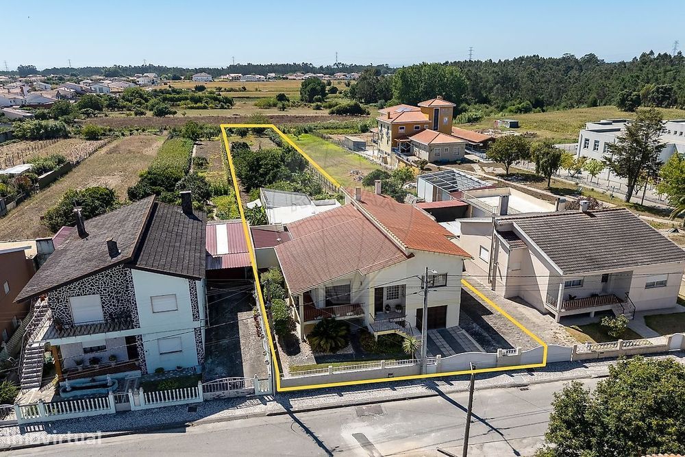 Moradia T4 para venda