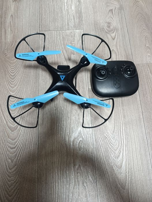 Дитячий дрон, читайте опис